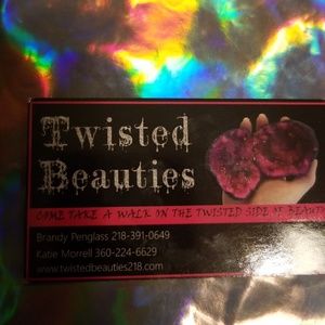 High pigmented eyeshadows